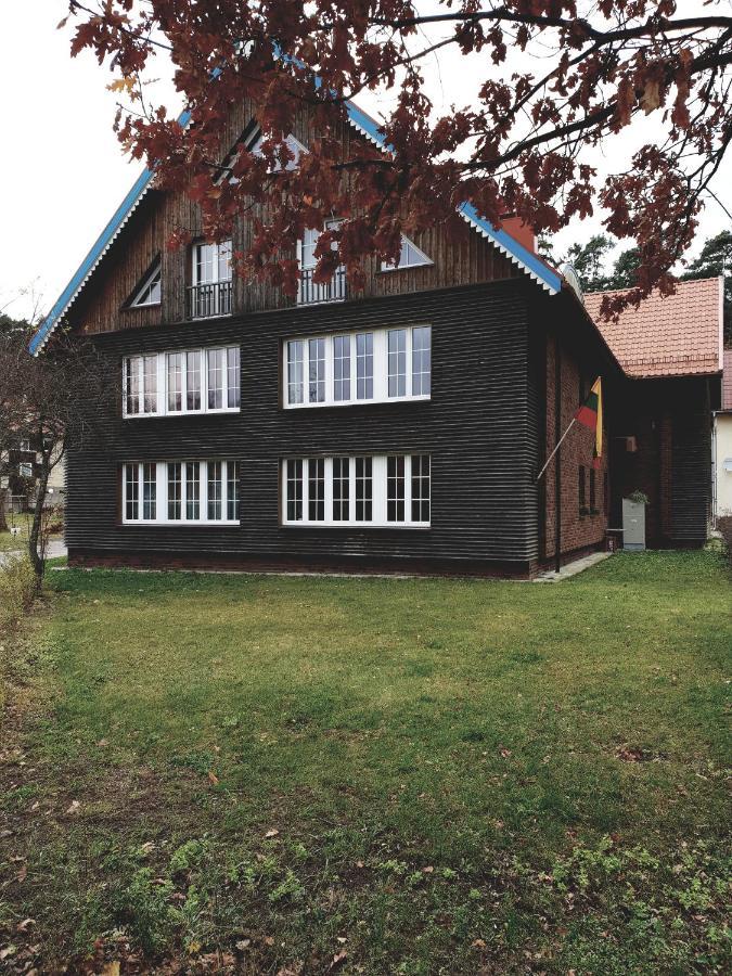 Amber Ambient Apartments Juodkrante Exterior photo